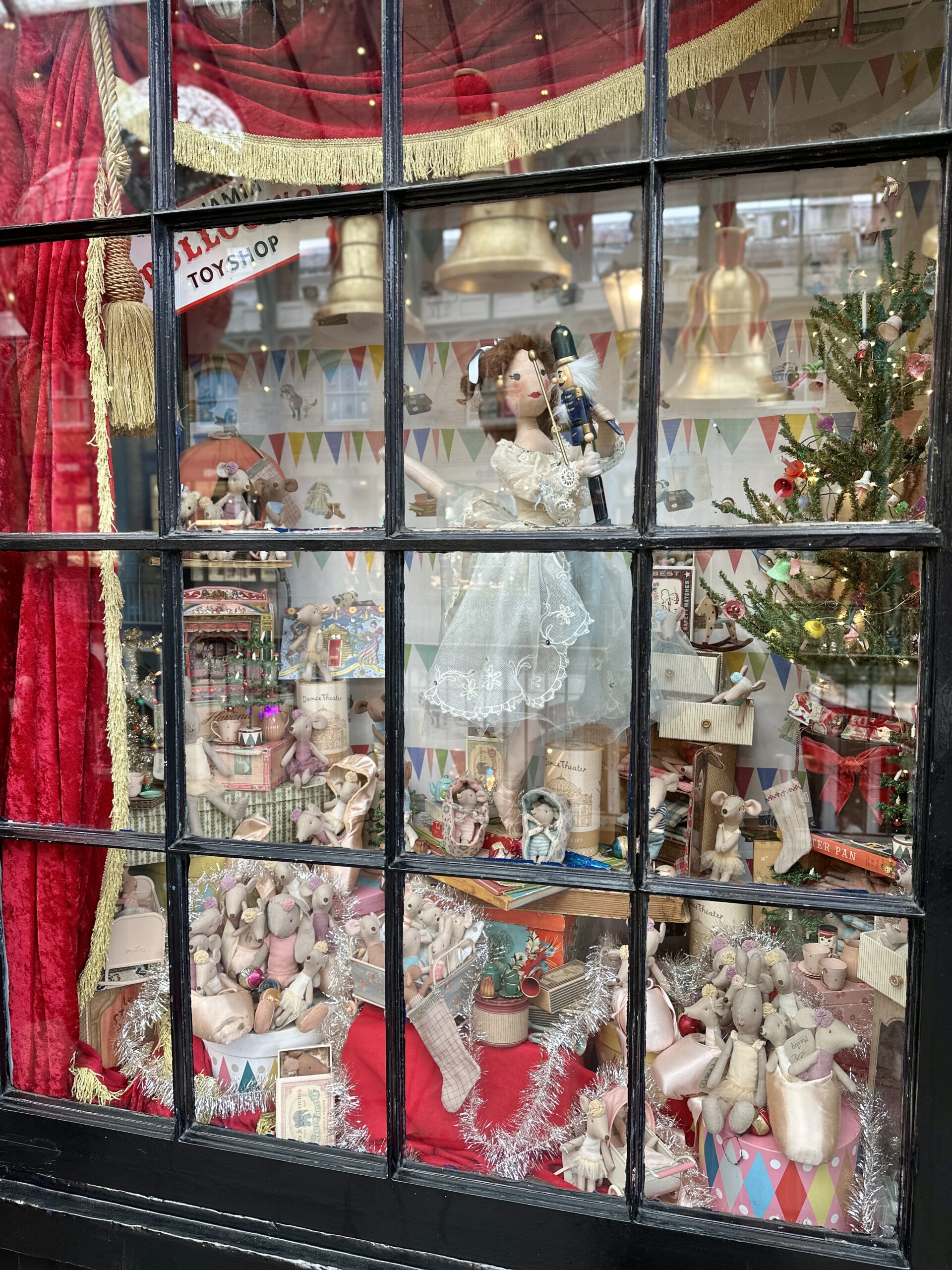 The NutcrackerwithMaileg_DollyTreasuresWindow_BenjaminPollocksToyshop